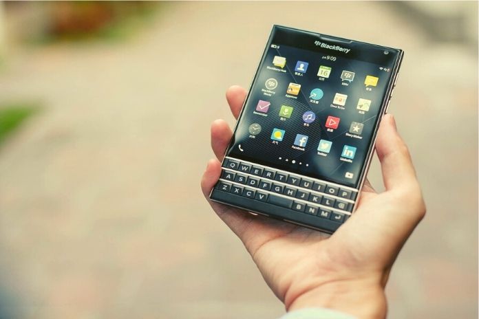 End With The Blackberry Software Manufacturer Discontinues Operating System